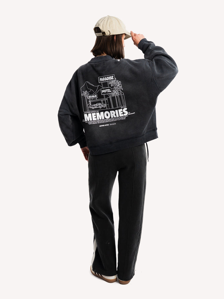 Memories x Douglas Oversized Sweatshirt