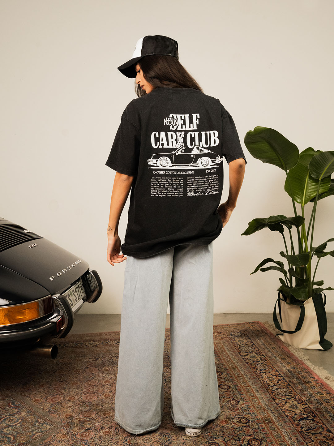 Neun (S)elf Car(e) Club T-Shirt
