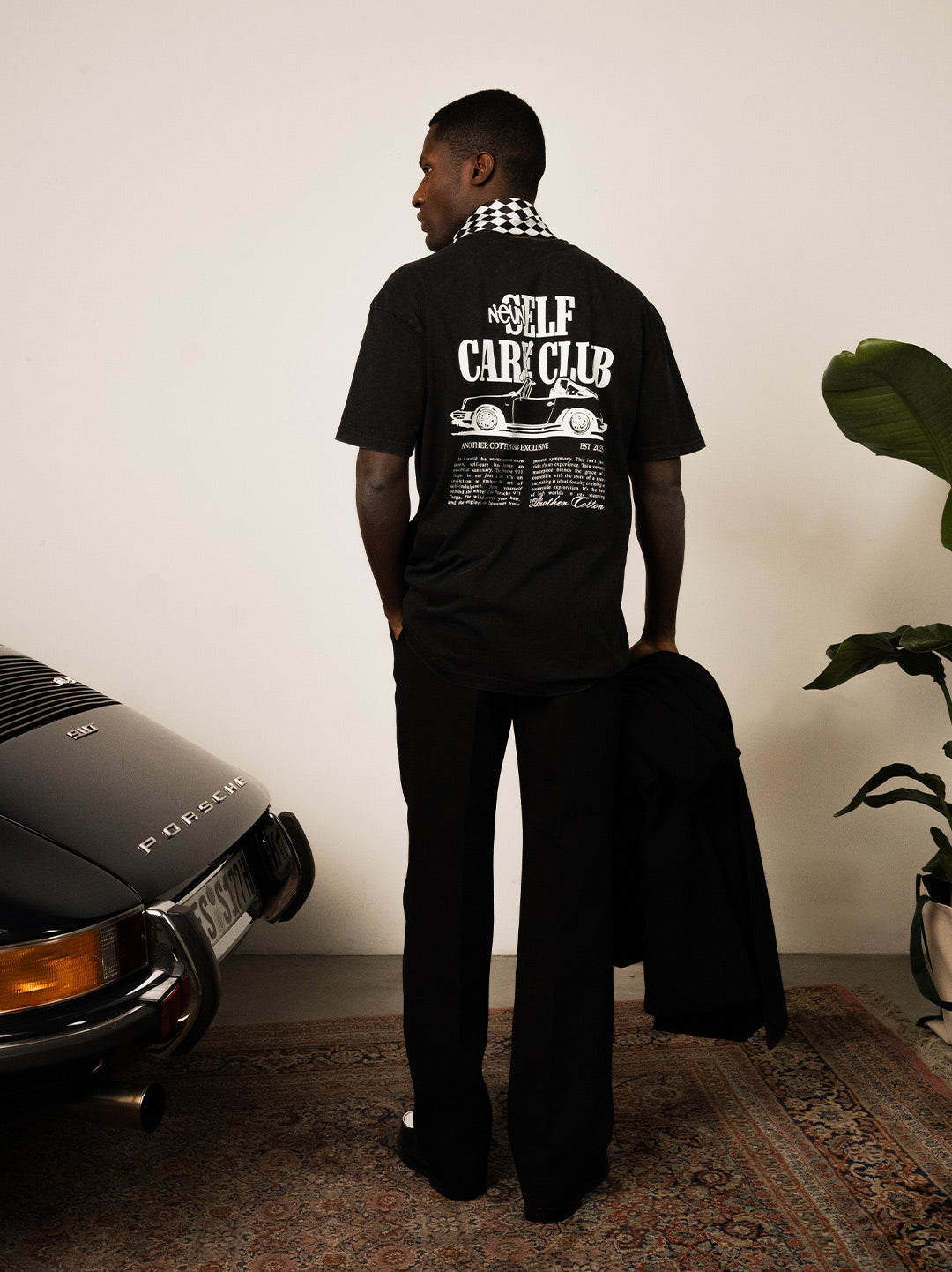 Neun (S)elf Car(e) Club T-Shirt