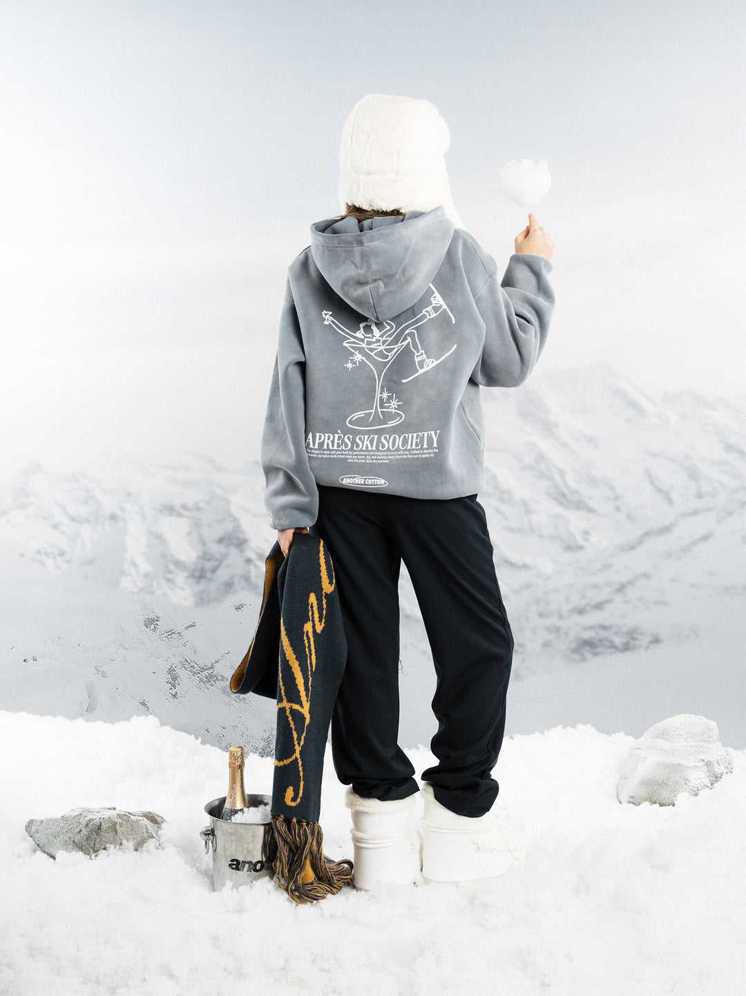 Apres Ski Society Washed Hoodie