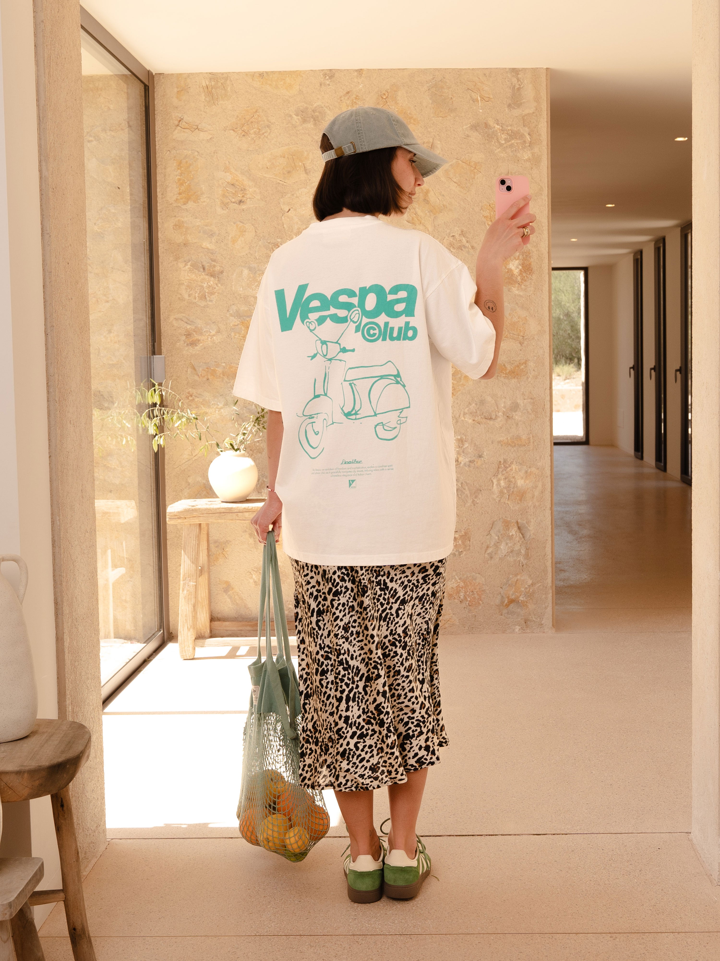 V-Club Oversized T-Shirt – AnotherCottonLab